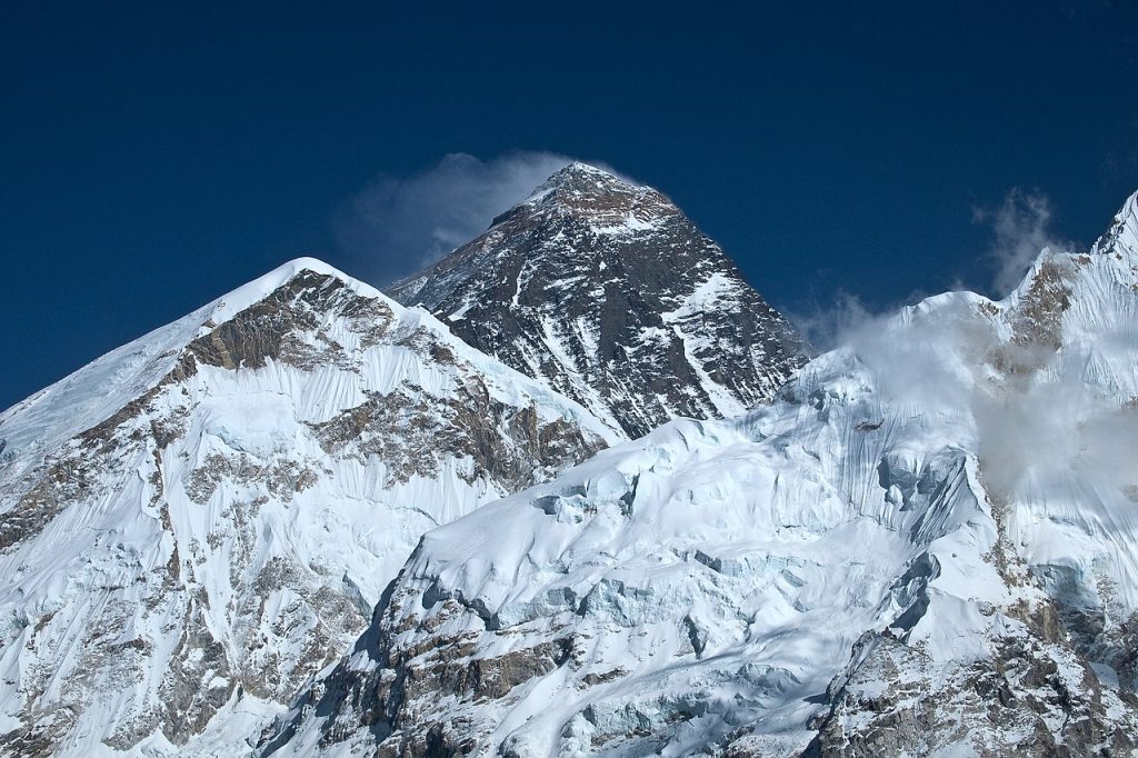 सगरमाथा हिमाल - Vyacheslav Argenberg, CC BY 4.0, Wikimedia Commons